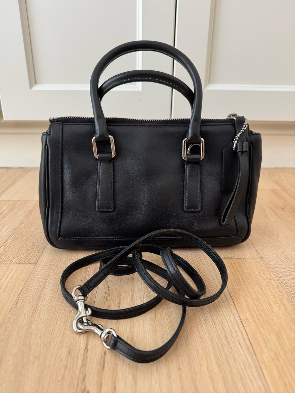 Coach black cowhide bridle leather  satchel doctor handbag crossbody 9421